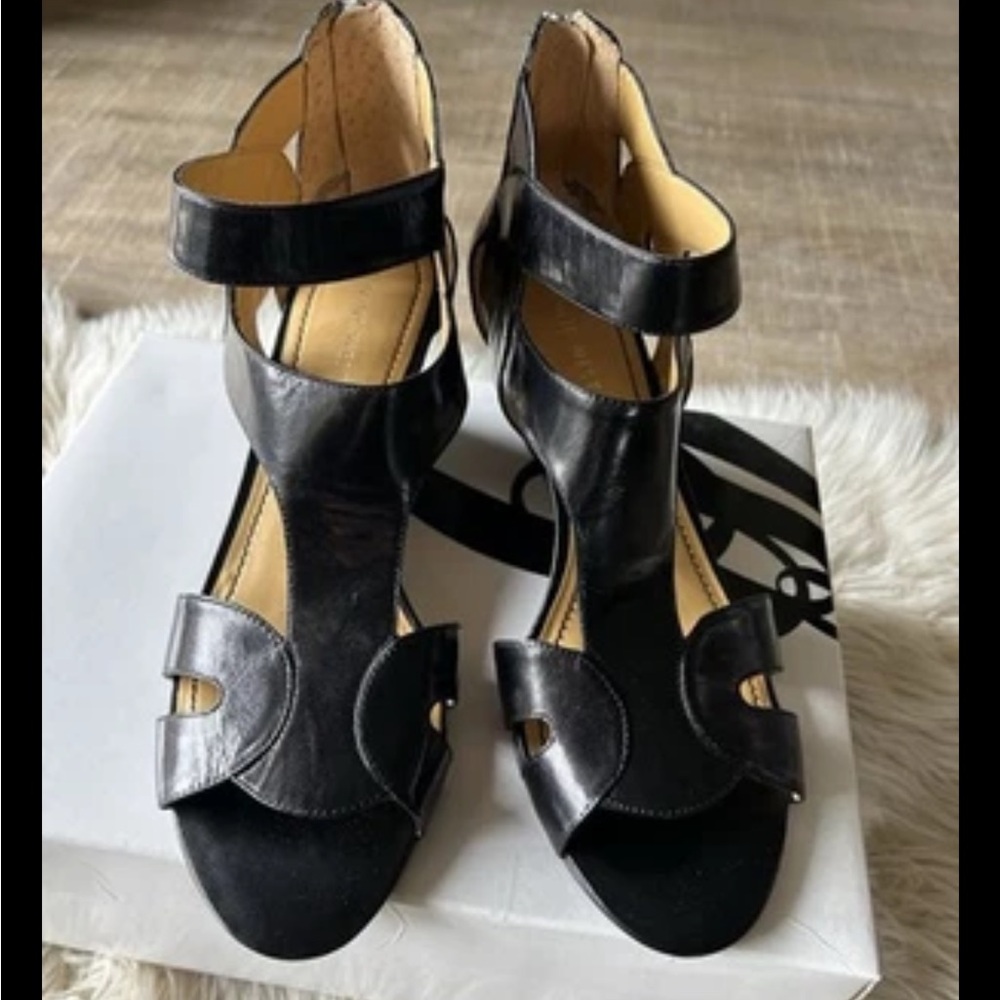 Nine West Ramp Up Wedge Sandals Shoes Women’s 8.5 M  Black Leather Zip NEW + Box - Picture 8 of 10